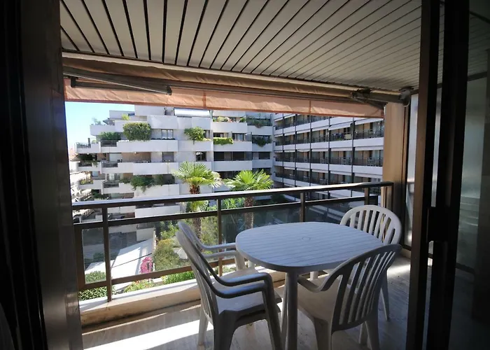 Gray D'albion Bra507 Cannes