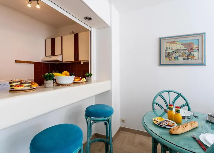 Gray D'albion Bra507 * Cannes